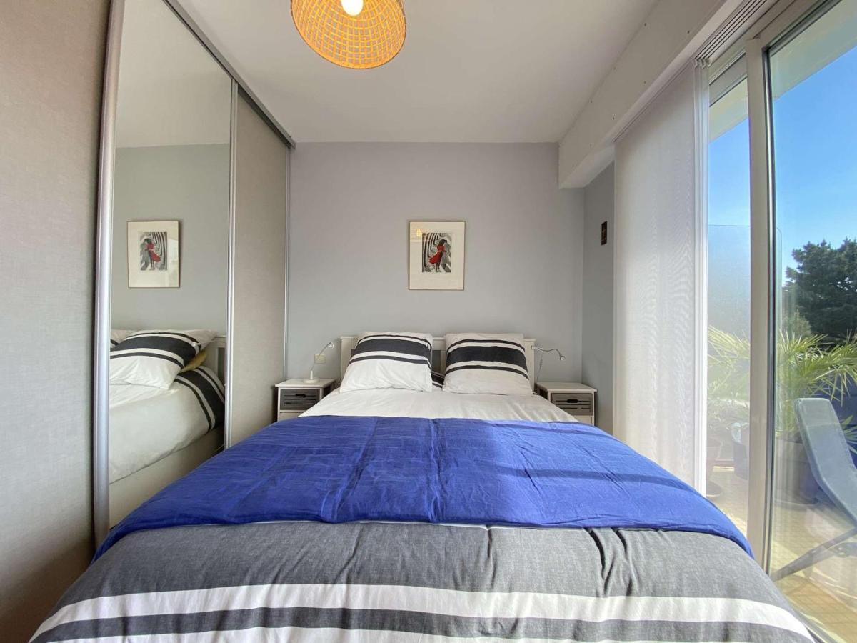 T2 Avec Balcon, Parking Et Proche - - Fr-1-245-187 Appartement